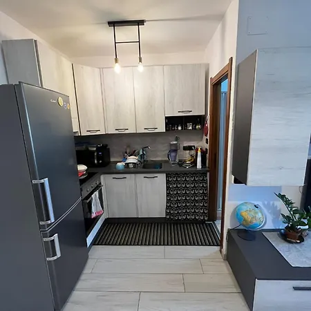 Apartment Sanuk House *